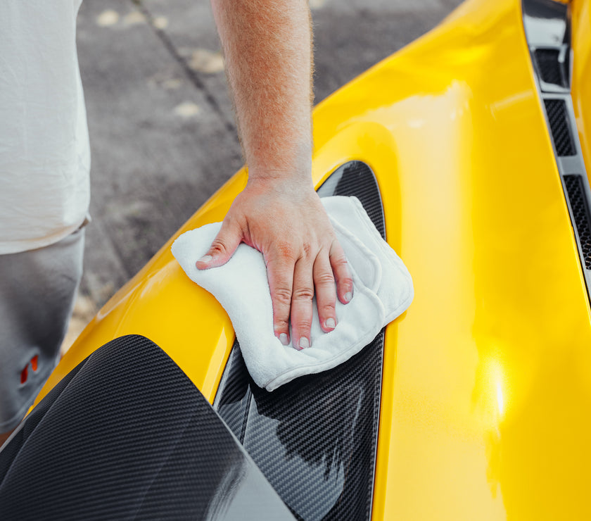 Wax Detailing Kit - Hybrid Wax, Applicator, and Buffing Cloth