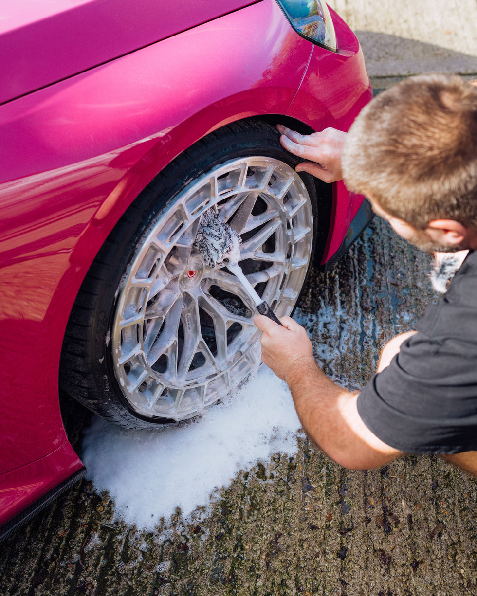 Wheel alloy detailing